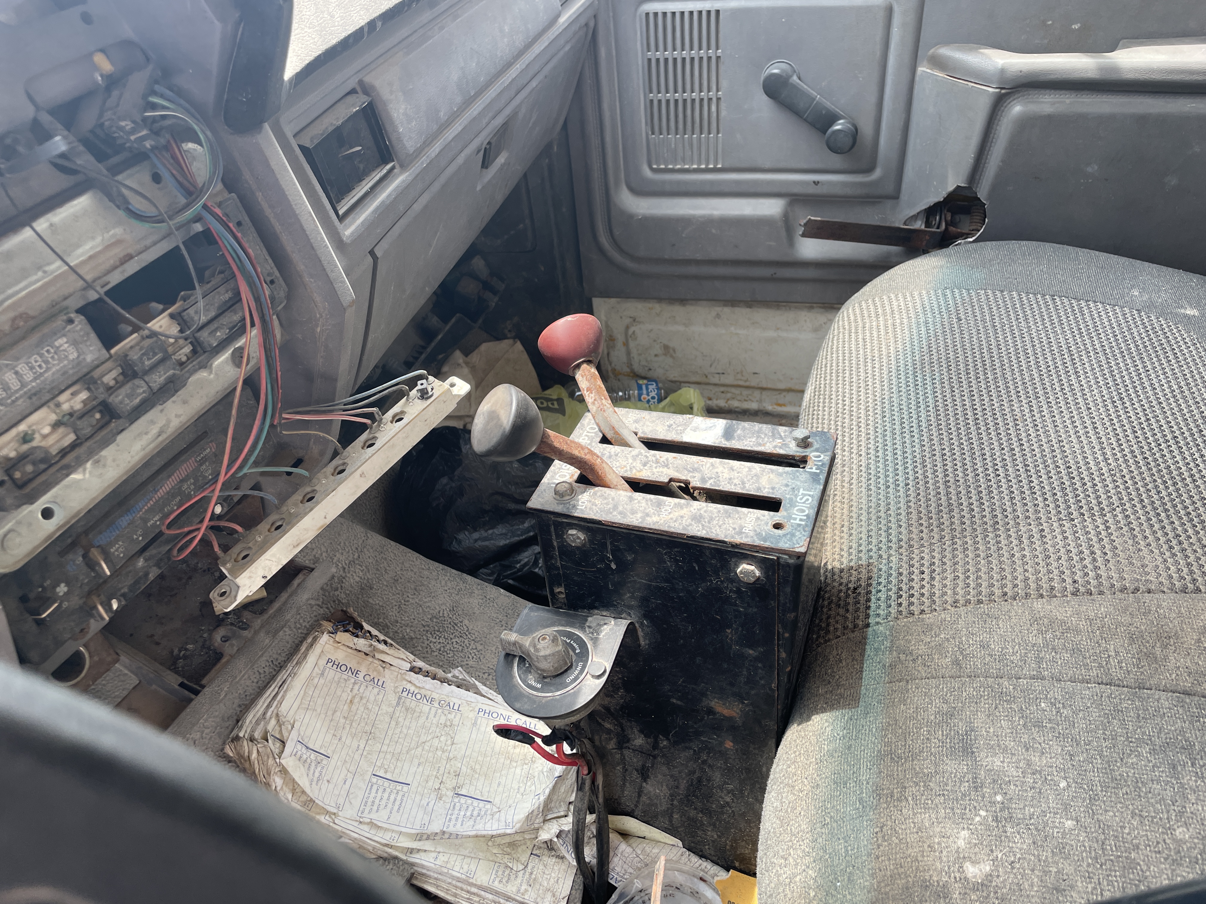 1998 FORD F700 - Image 20