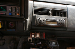 2002 GMC C7 - Image 25