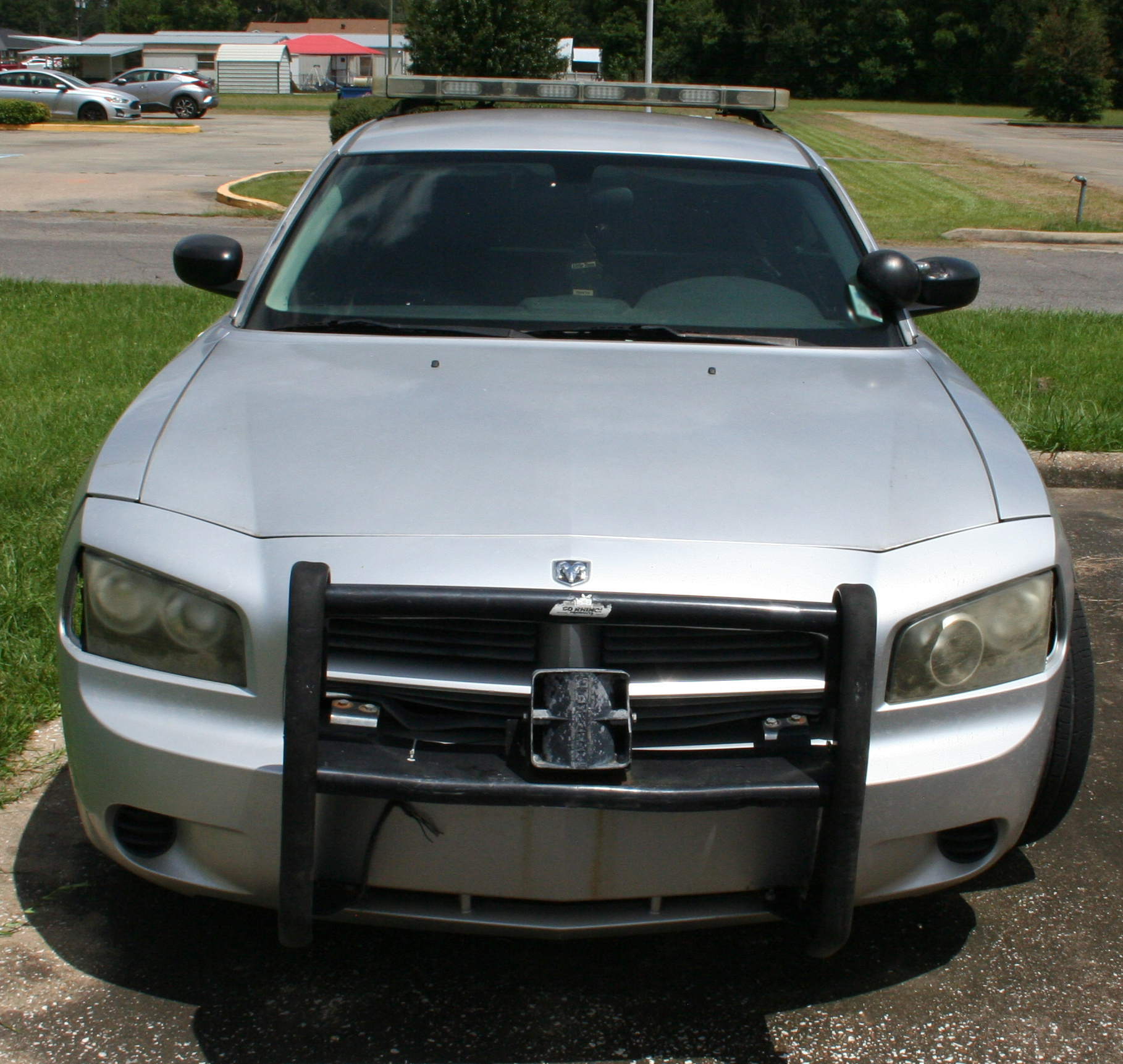2010 DODGE Charger LX - view 2 of 12