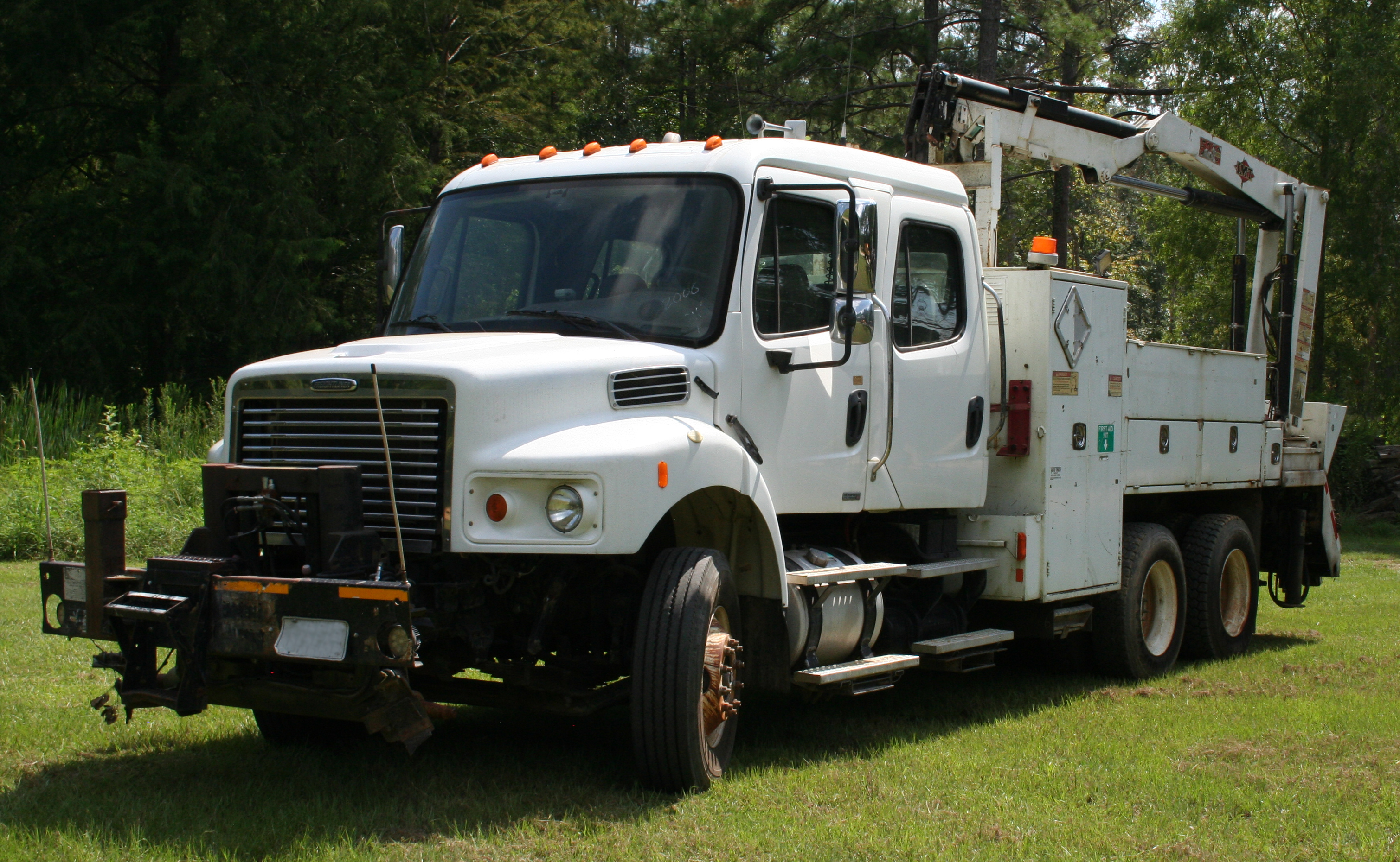 2008 FREIGHTLINER M2