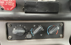 2008 FREIGHTLINER M2 - Image 64
