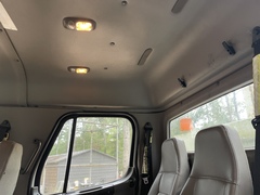 2008 FREIGHTLINER M2 - Image 47