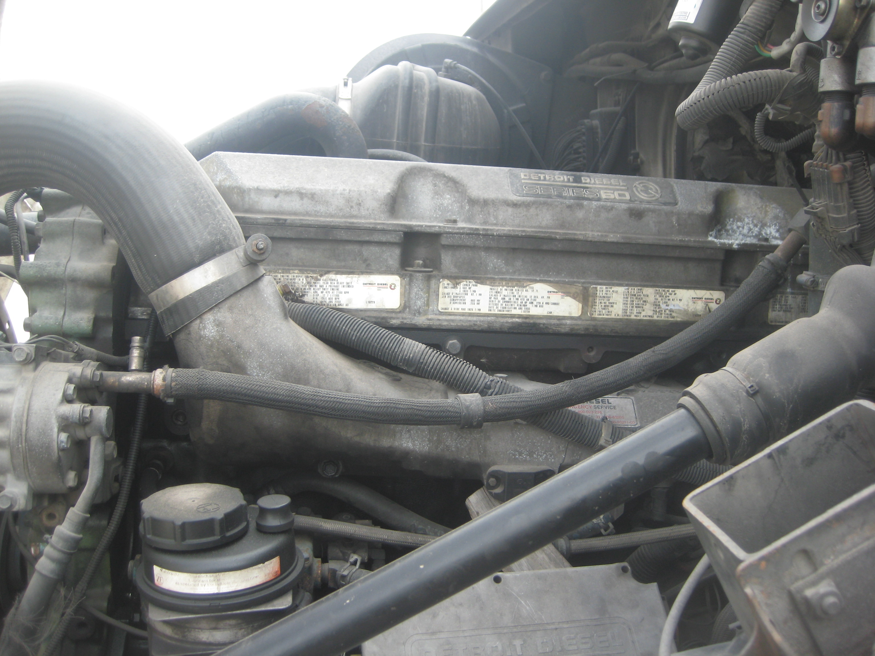 2002 VOLVO VNL Series - Image 7