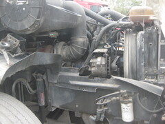 2002 VOLVO VNL Series - Image 8