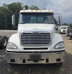 2005 FREIGHTLINER Columbia - Image 4