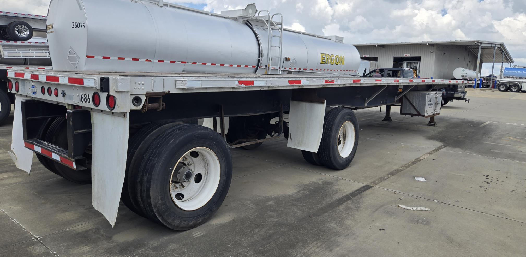 2000 UTILITY 48 x 102 - Image 6