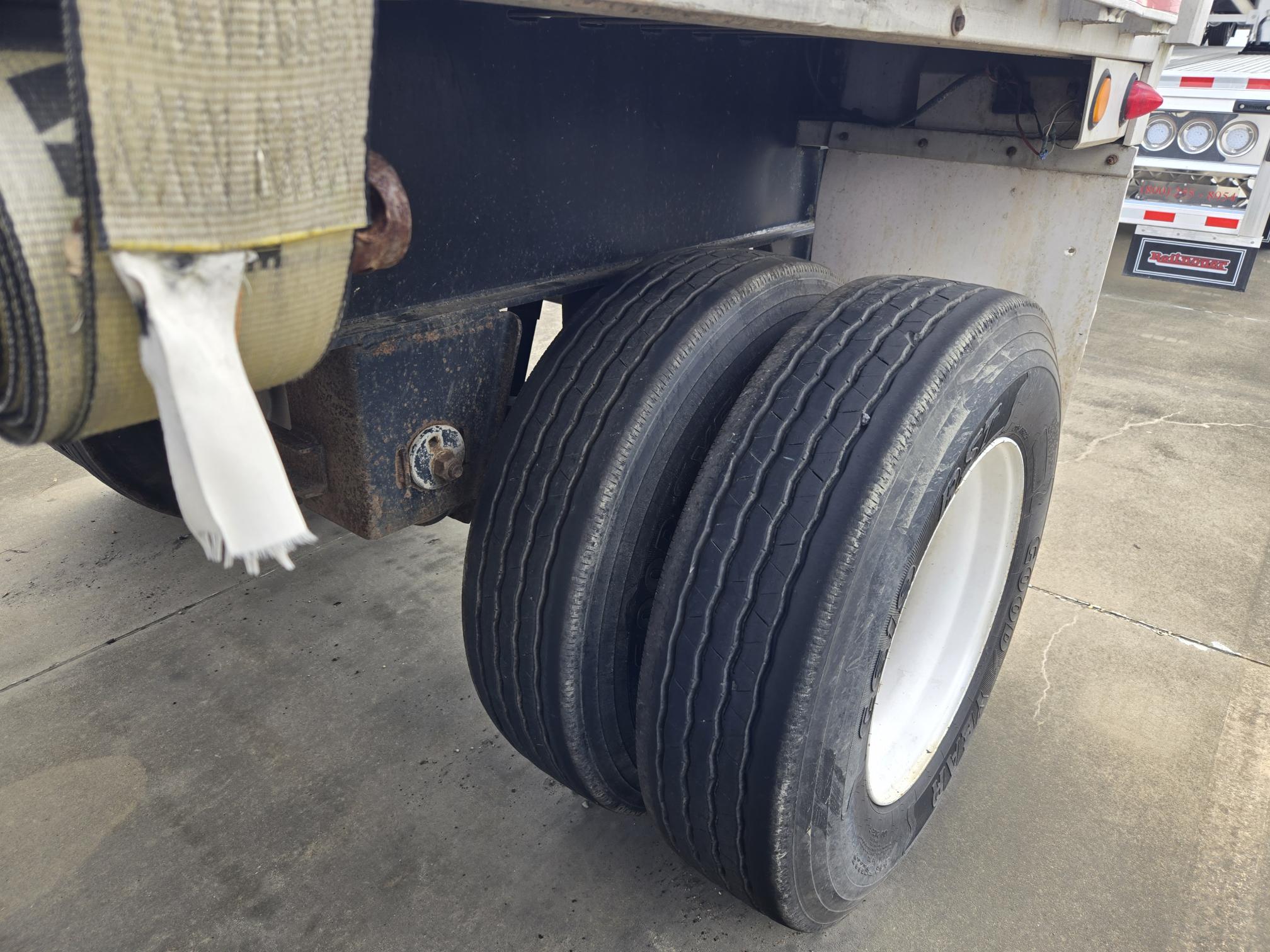 2000 UTILITY 48 x 102 - Image 14