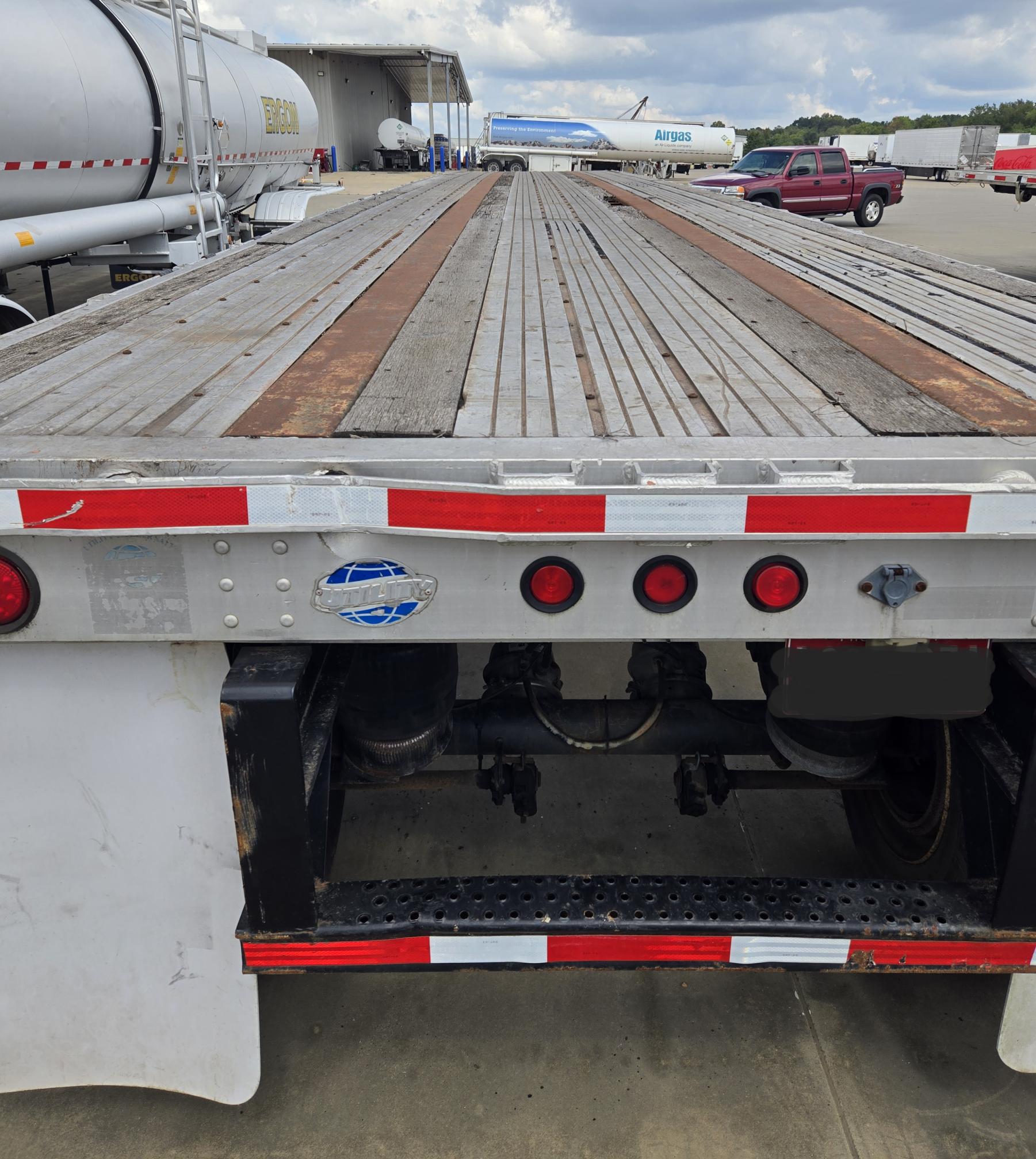 2000 UTILITY 48 x 102 - Image 8