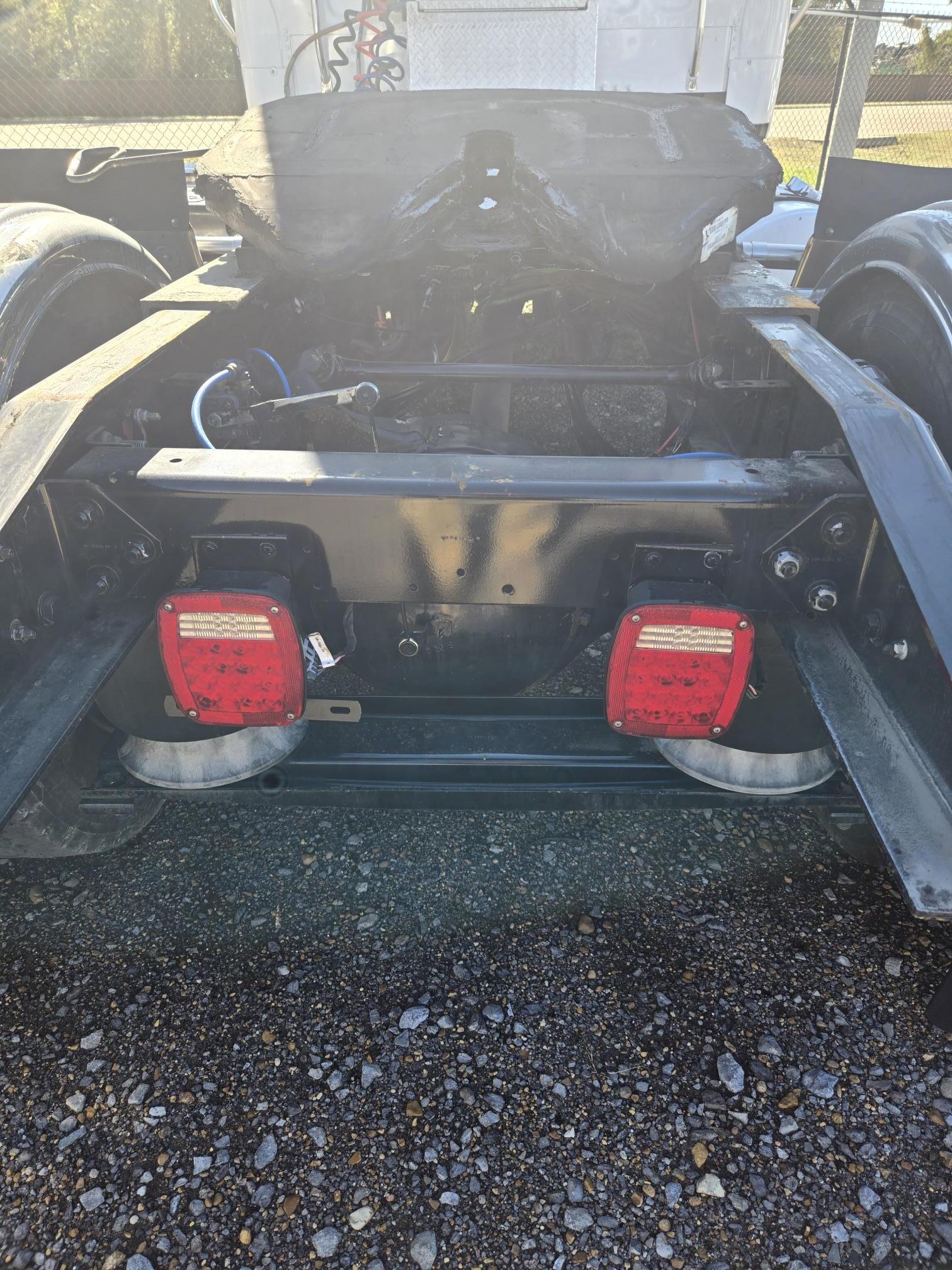 2020 FREIGHTLINER Business Class M2 106 - Image 7