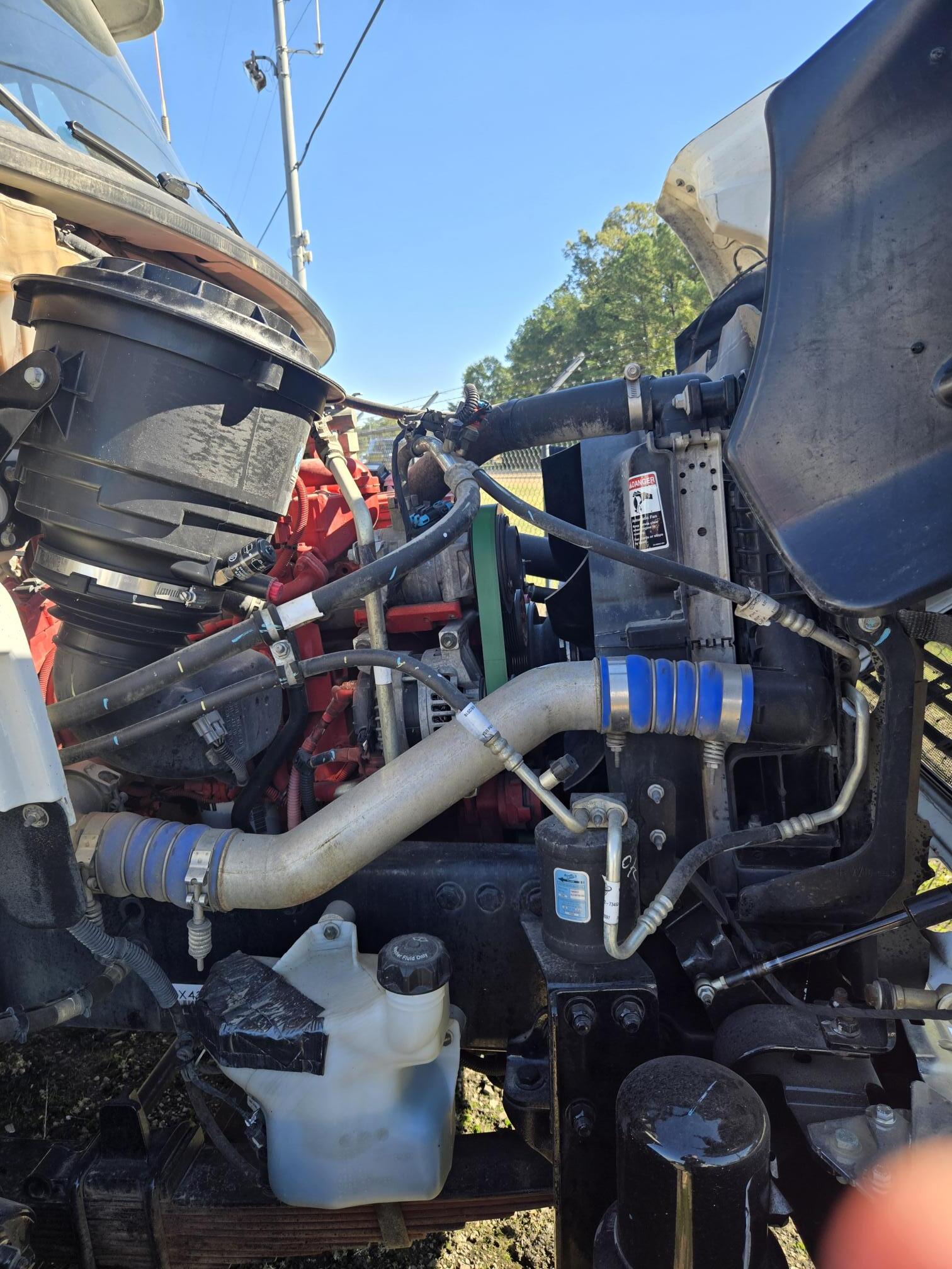 2020 FREIGHTLINER Business Class M2 106 - Image 12