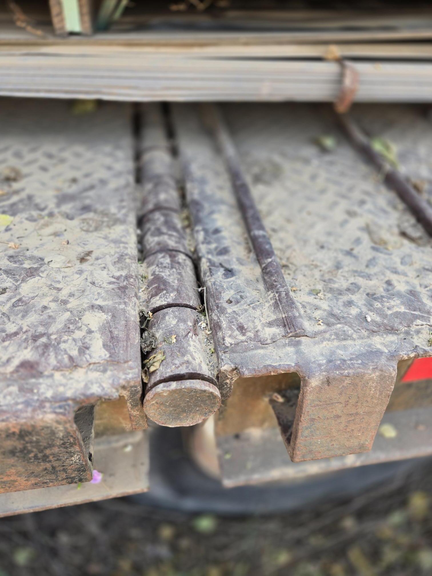 2000 ETNYRE SR 35TL - view 12 of 13