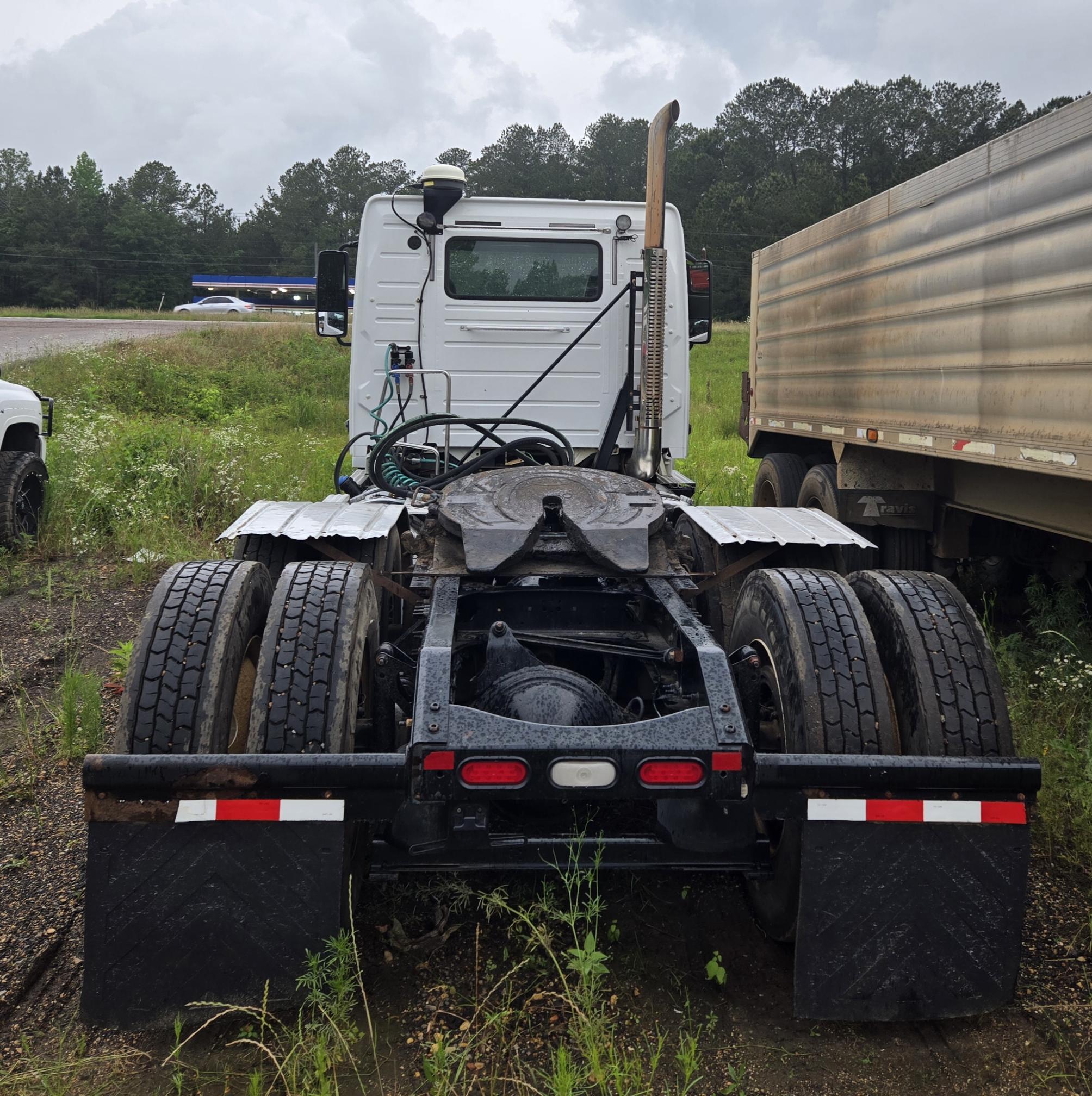 2013 VOLVO VNL - view 5 of 13
