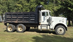 2005 FREIGHTLINER FLD 120 - Image 2