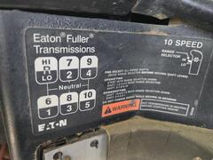 2005 FREIGHTLINER FLD 120 - Image 25