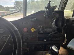 2005 FREIGHTLINER FLD 120 - Image 22