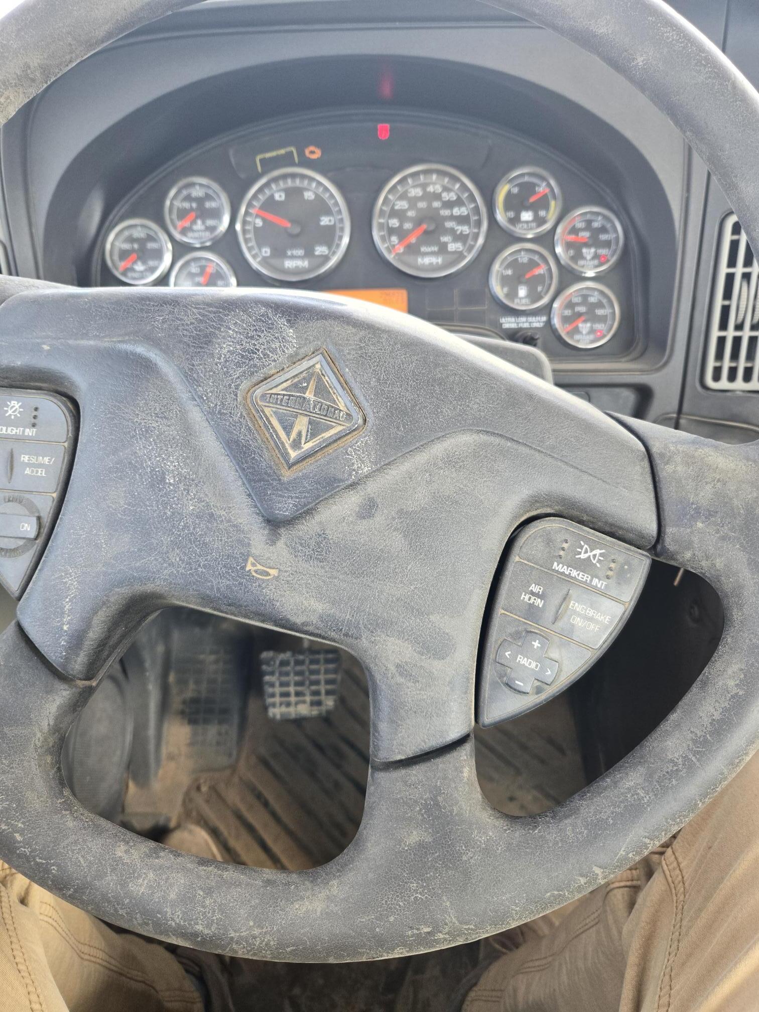 2012 INTERNATIONAL Prostar - Image 22