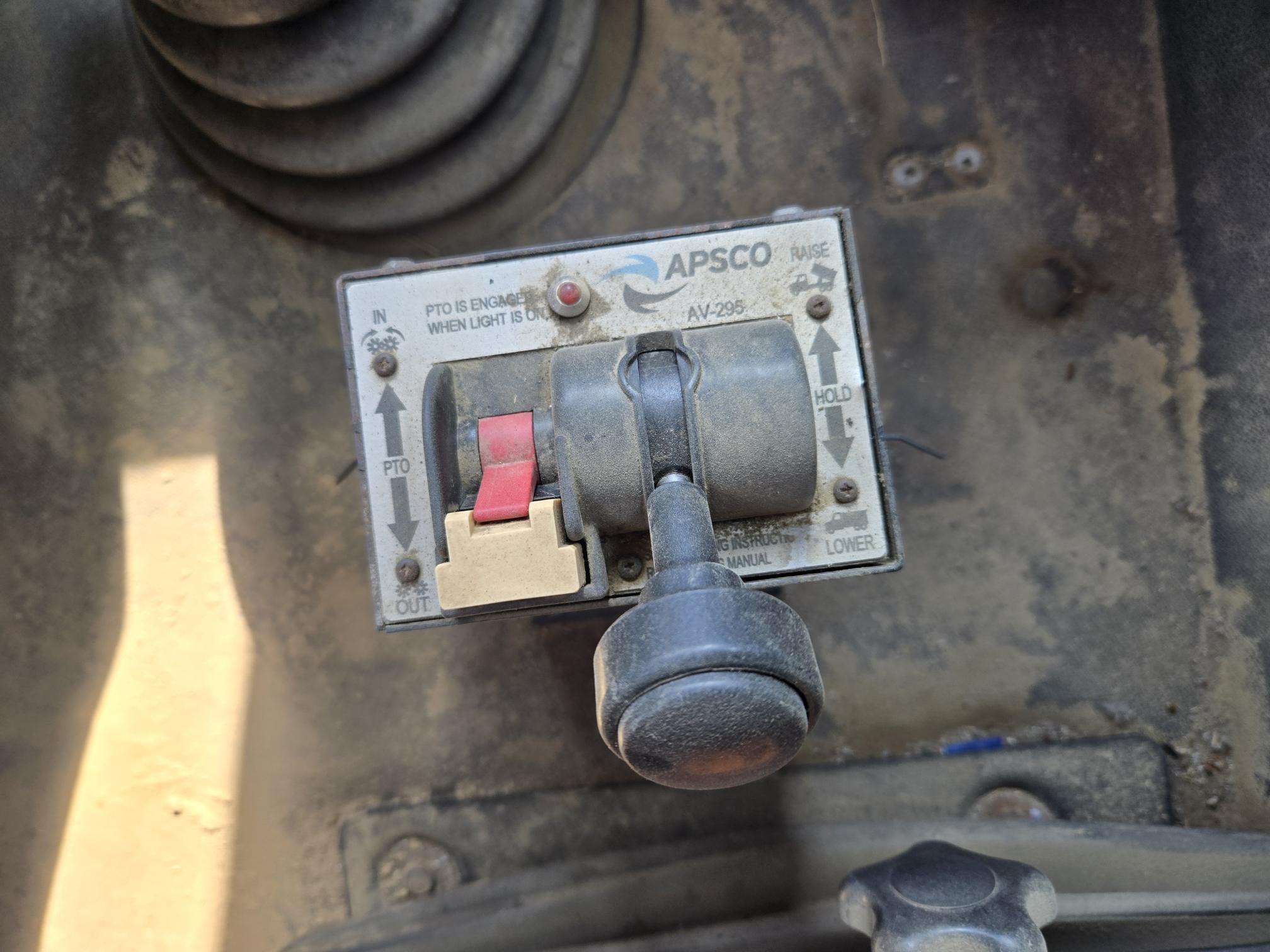 2012 INTERNATIONAL Prostar - Image 25