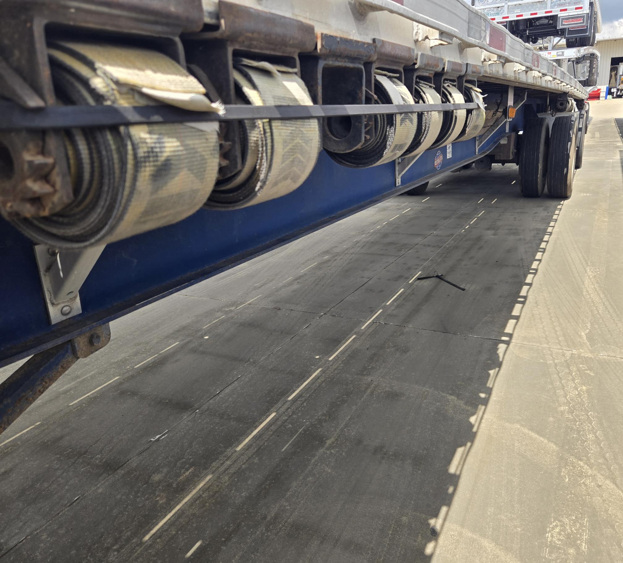 1998 UTILITY 48 x 102 - view 5 of 13