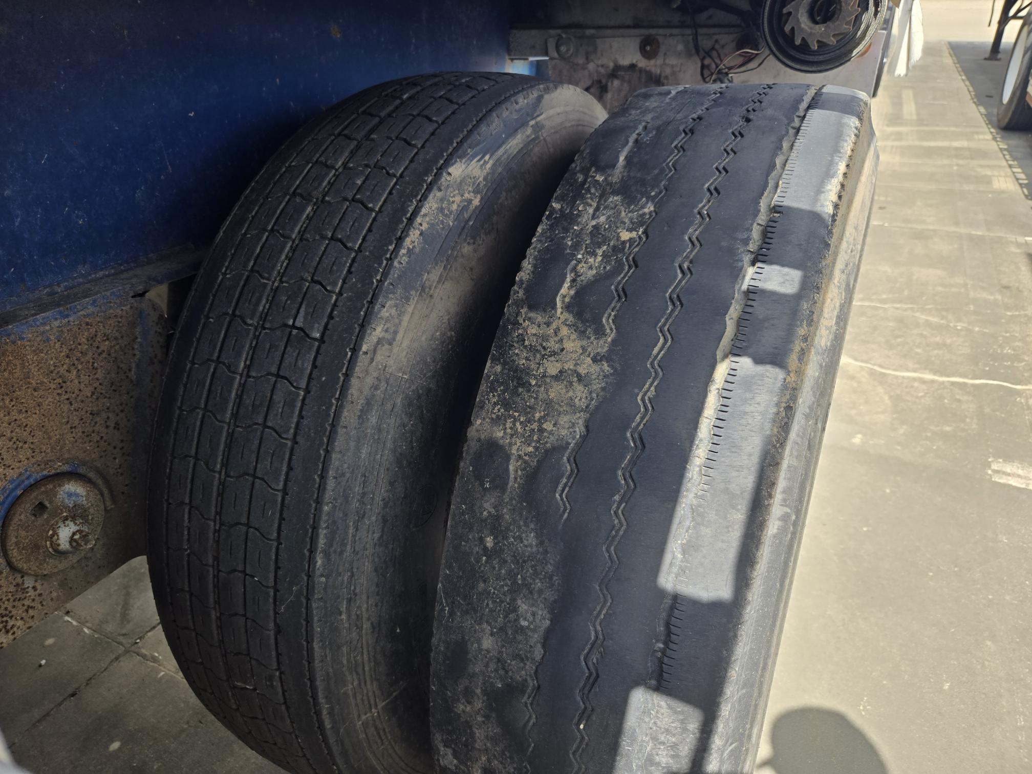 1998 UTILITY 48 x 102 - Image 8