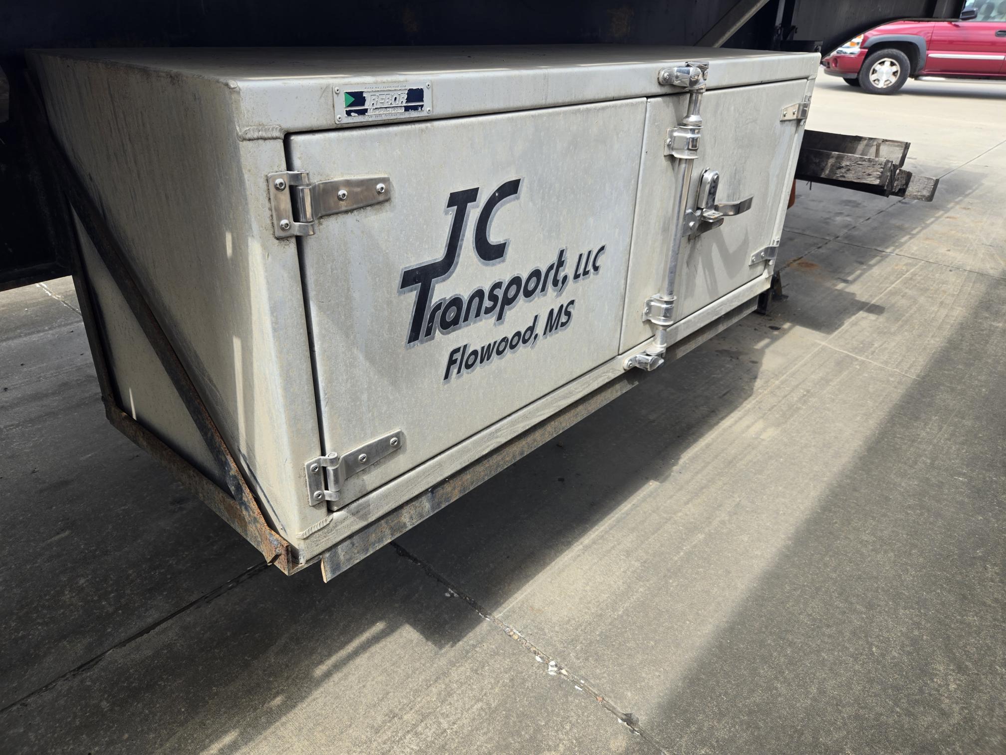 2000 UTILITY 48 x 102 - Image 8