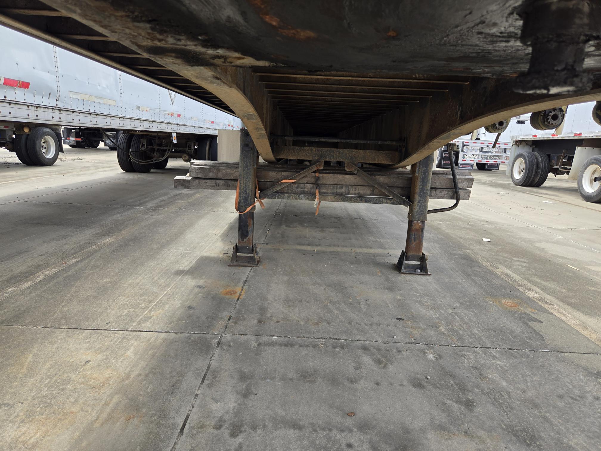 2000 UTILITY 48 x 102 - view 12 of 16