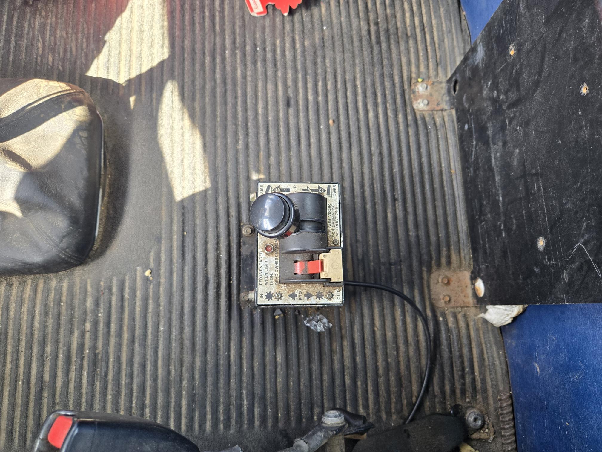 2009 FREIGHTLINER Columbia - Image 13