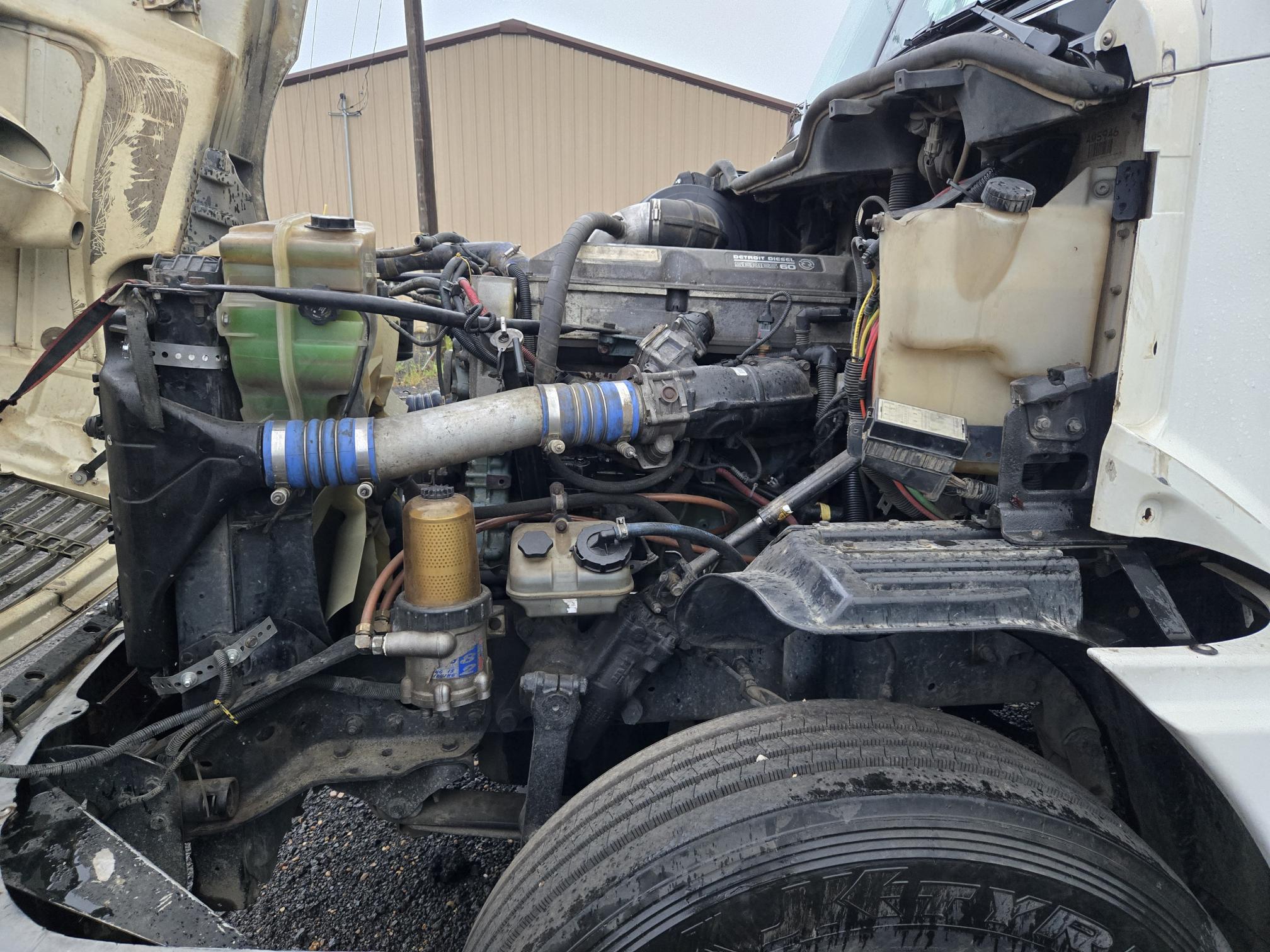 2009 FREIGHTLINER Columbia - Image 13