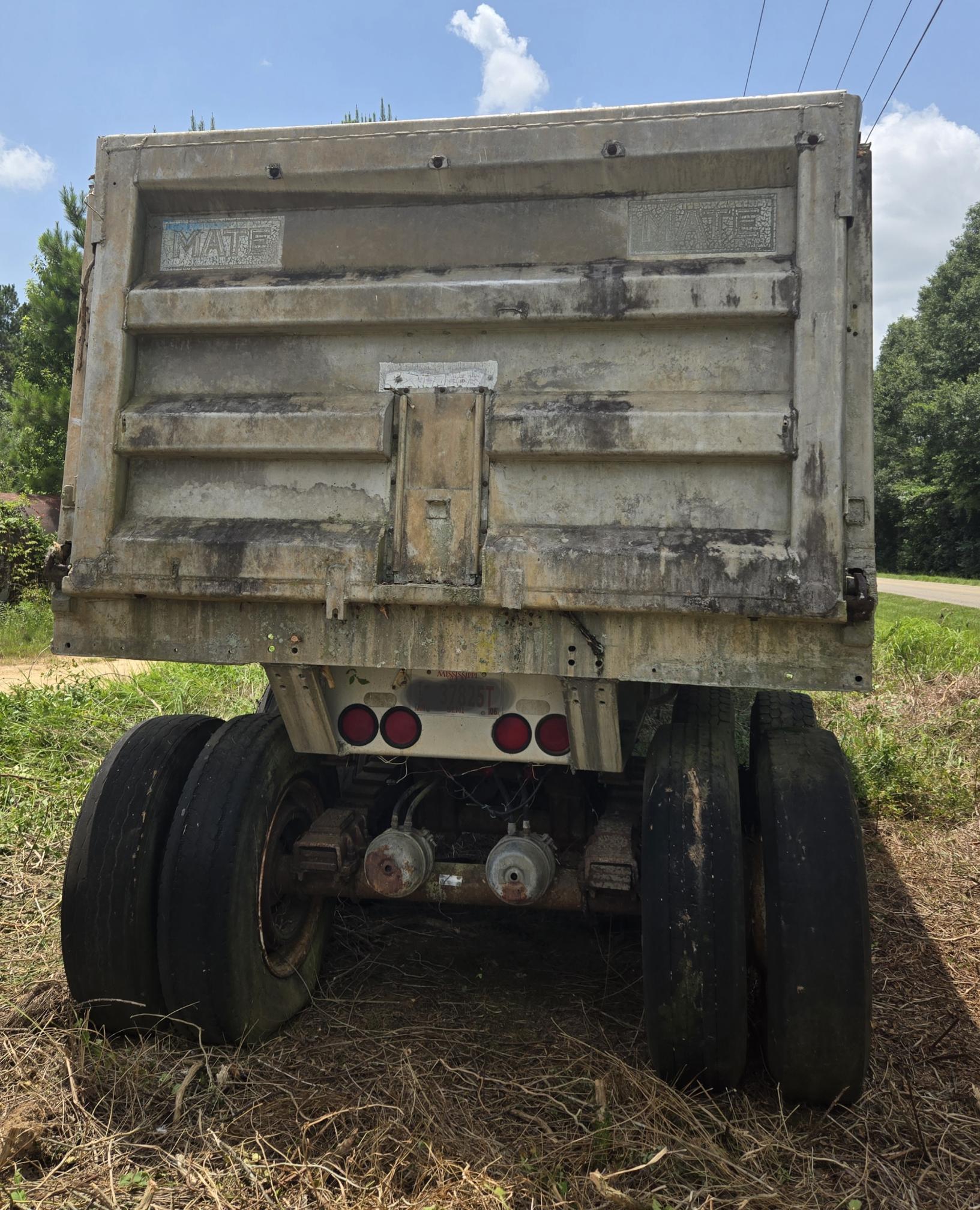 1978 MATE INC 30F - Image 6