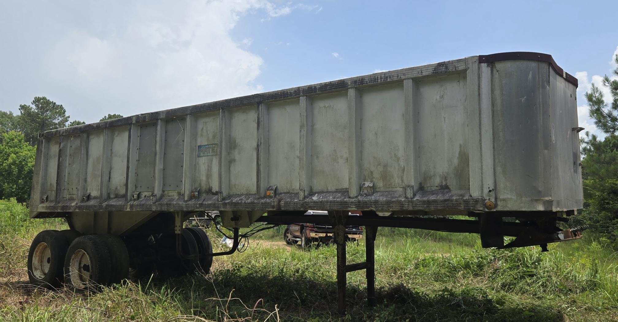 1978 MATE INC 30F - view 2 of 9