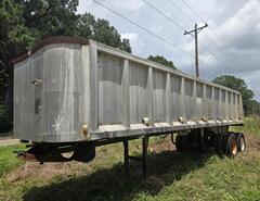 1978 MATE INC 30F - Image 1