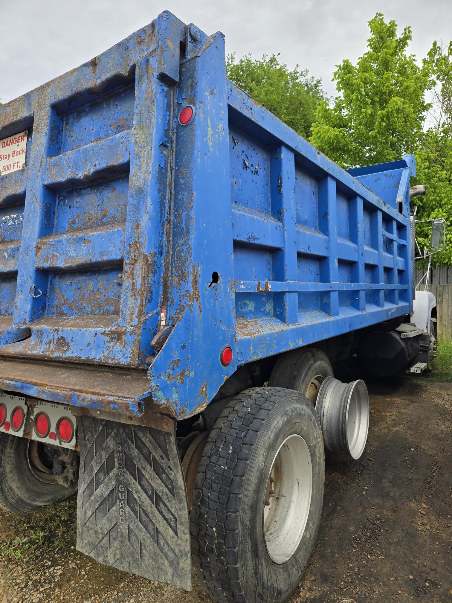 1994 MACK CH 613 - view 2 of 9