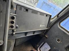 1994 MACK CH 613 - Image 7