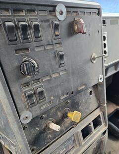 1994 MACK CH 613 - Image 8