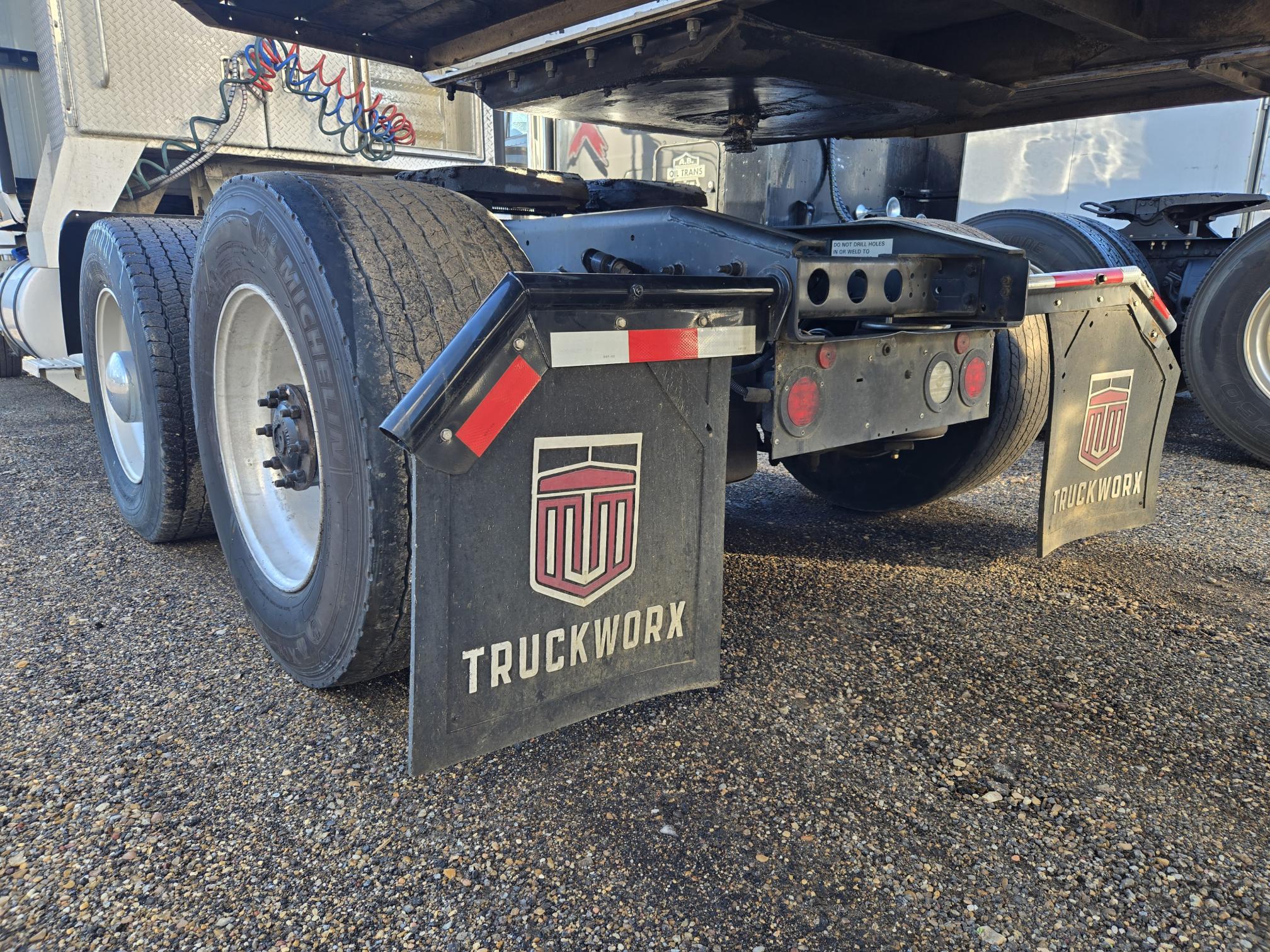 2015 INTERNATIONAL Prostar + - view 10 of 27