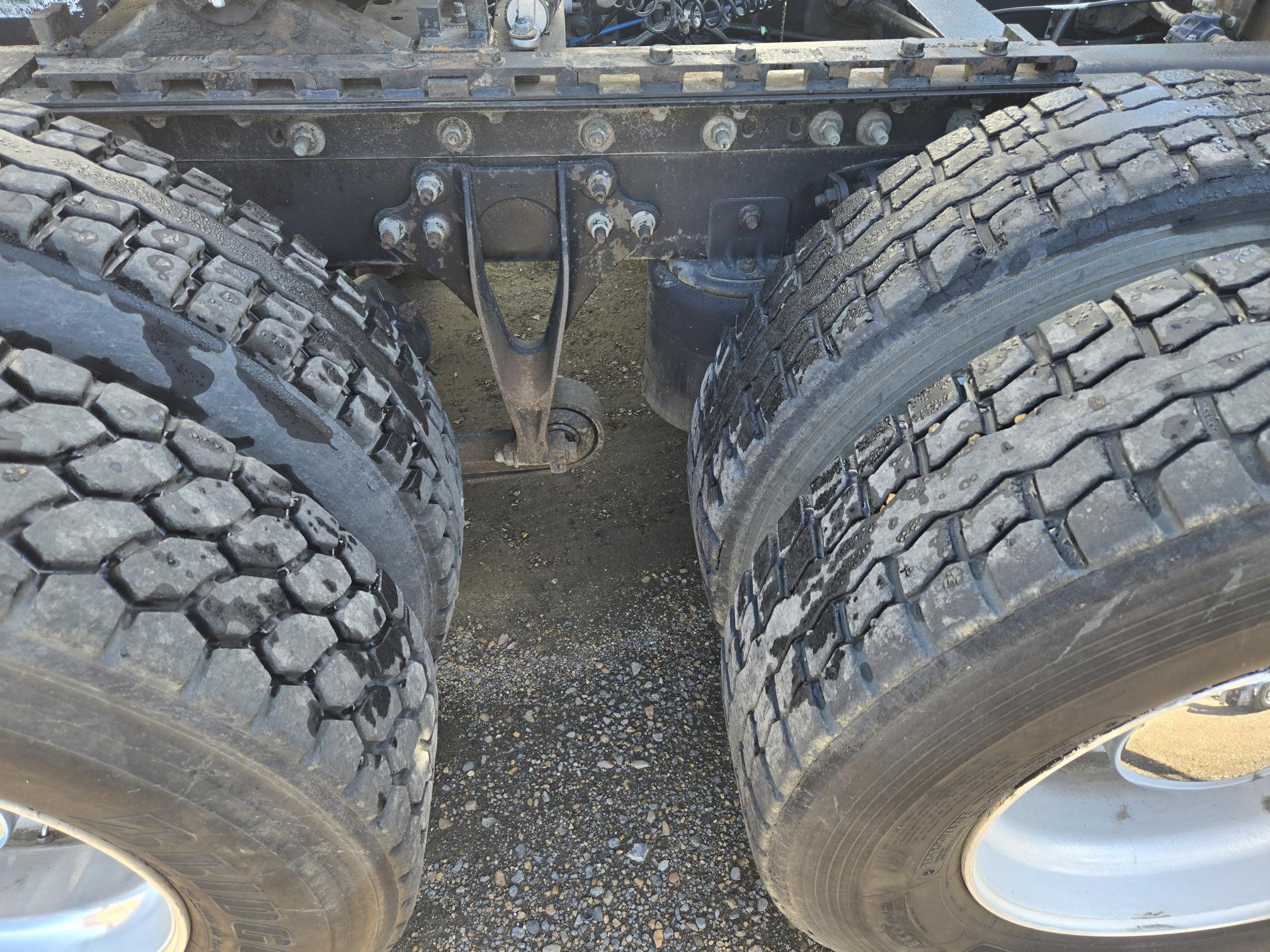 2005 INTERNATIONAL 9200i - Image 8