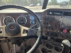 2005 INTERNATIONAL 9200i - Image 19