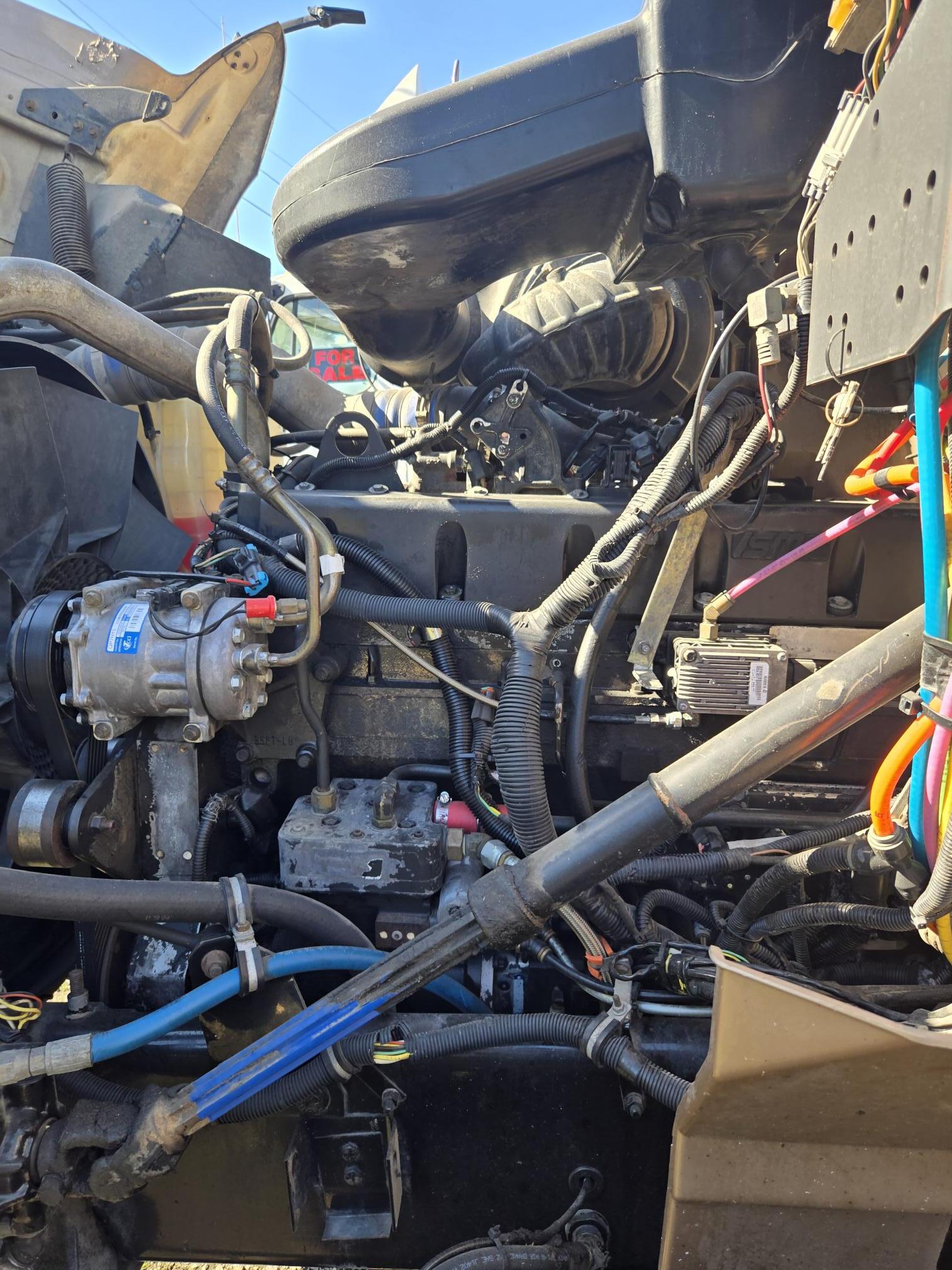 2005 INTERNATIONAL 9200i - view 11 of 21