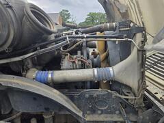 2005 FREIGHTLINER Columbia - Image 6