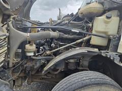 2005 FREIGHTLINER Columbia - Image 7