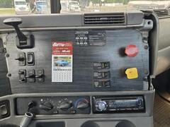 2005 FREIGHTLINER Columbia - Image 10