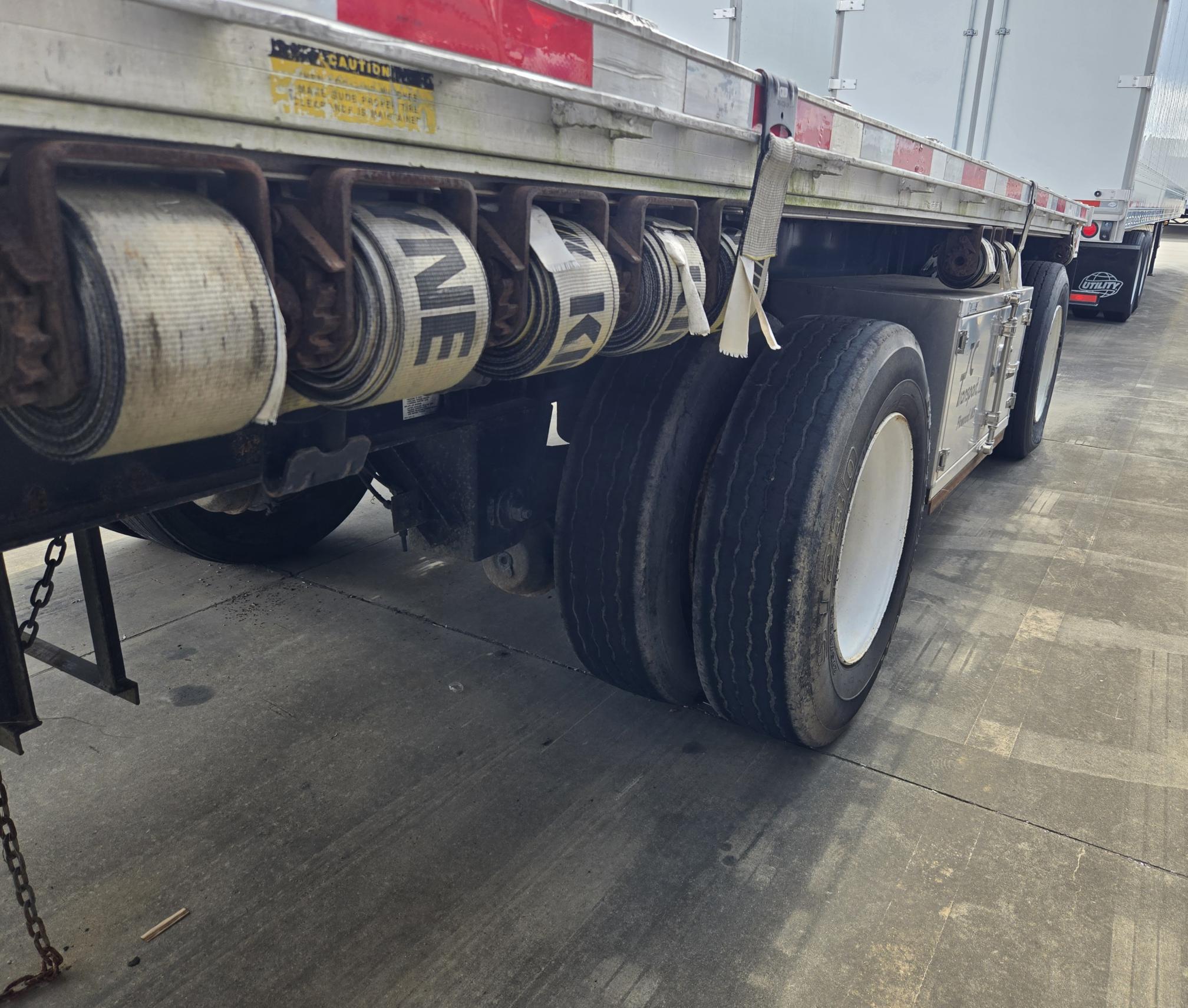 2004 GREAT DANE 48 x 102 - Image 7