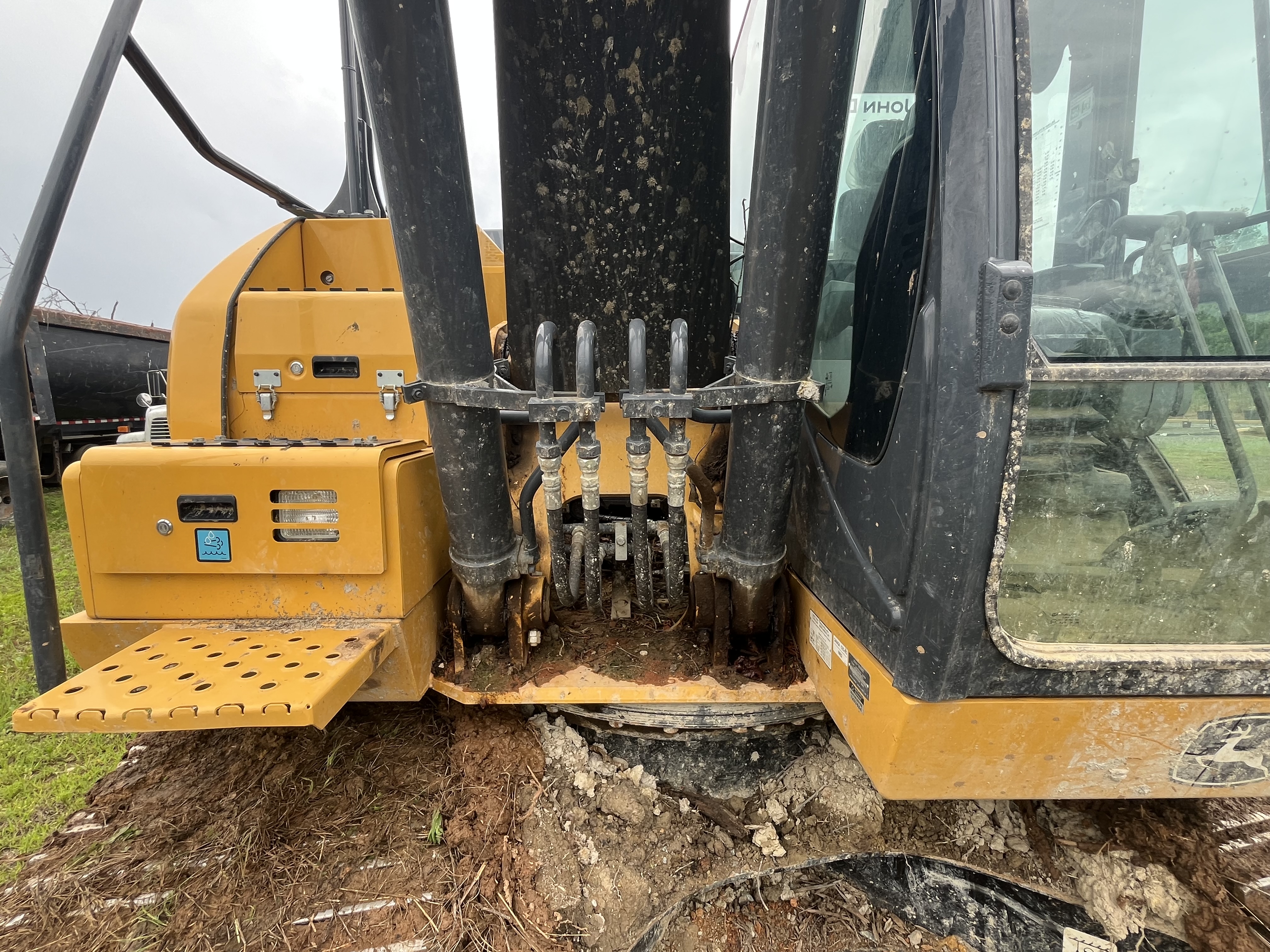 2022 DEERE 160G LC - Image 9