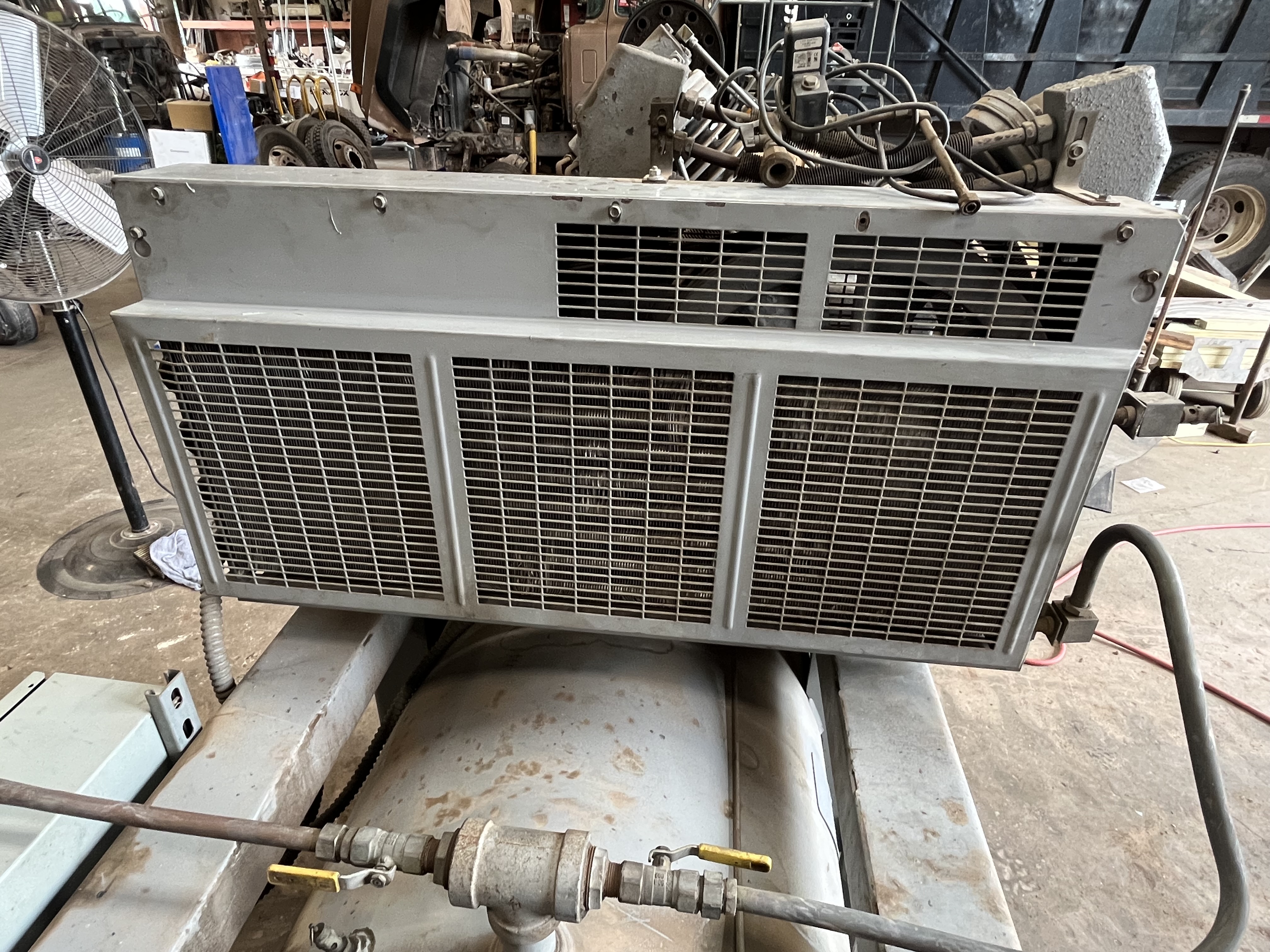 2015 INGERSOLL-RAND 7100-T30 Compressor - view 11 of 16