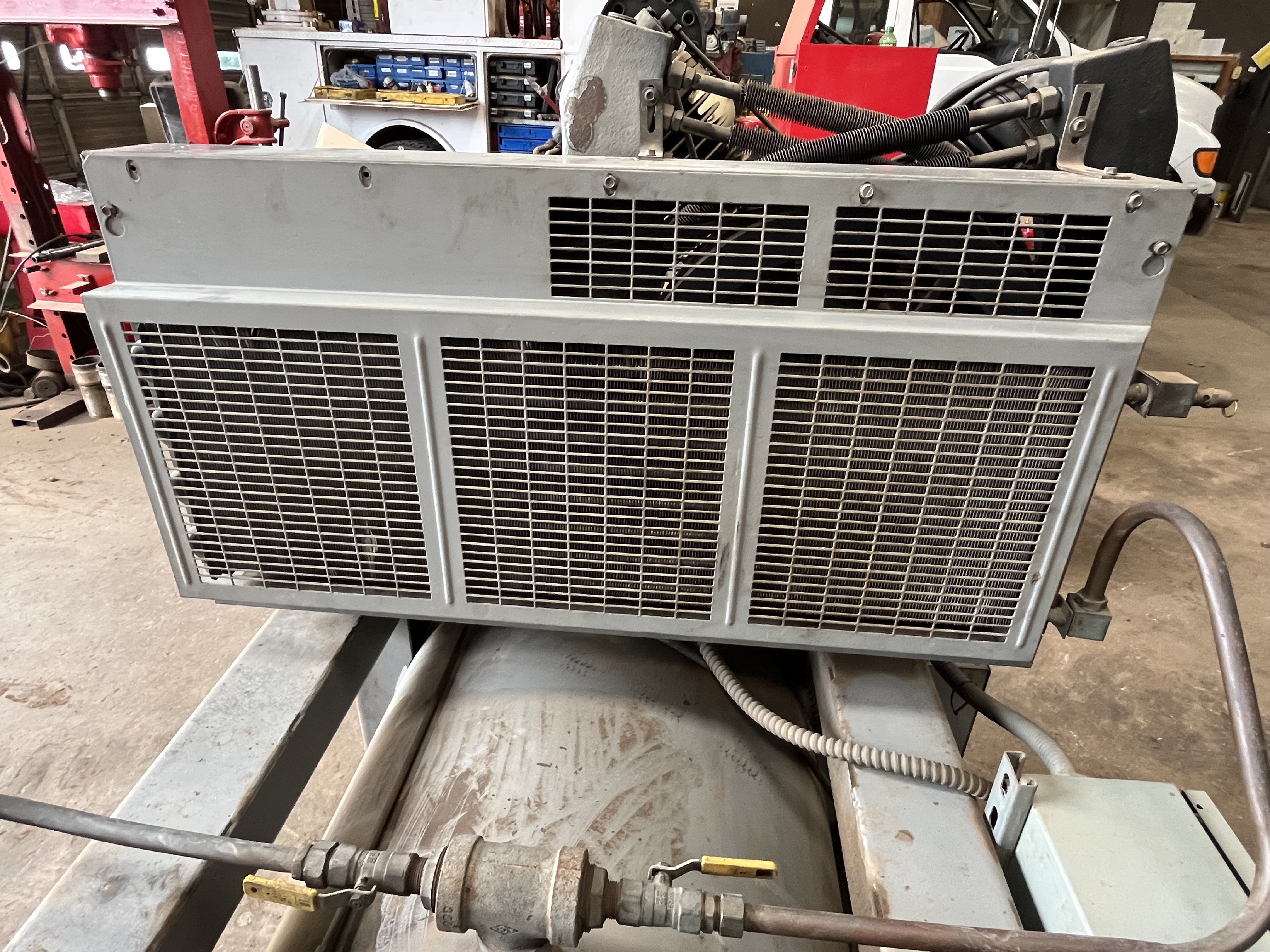 2015 INGERSOLL-RAND 7100-T30 Compressor - Image 12