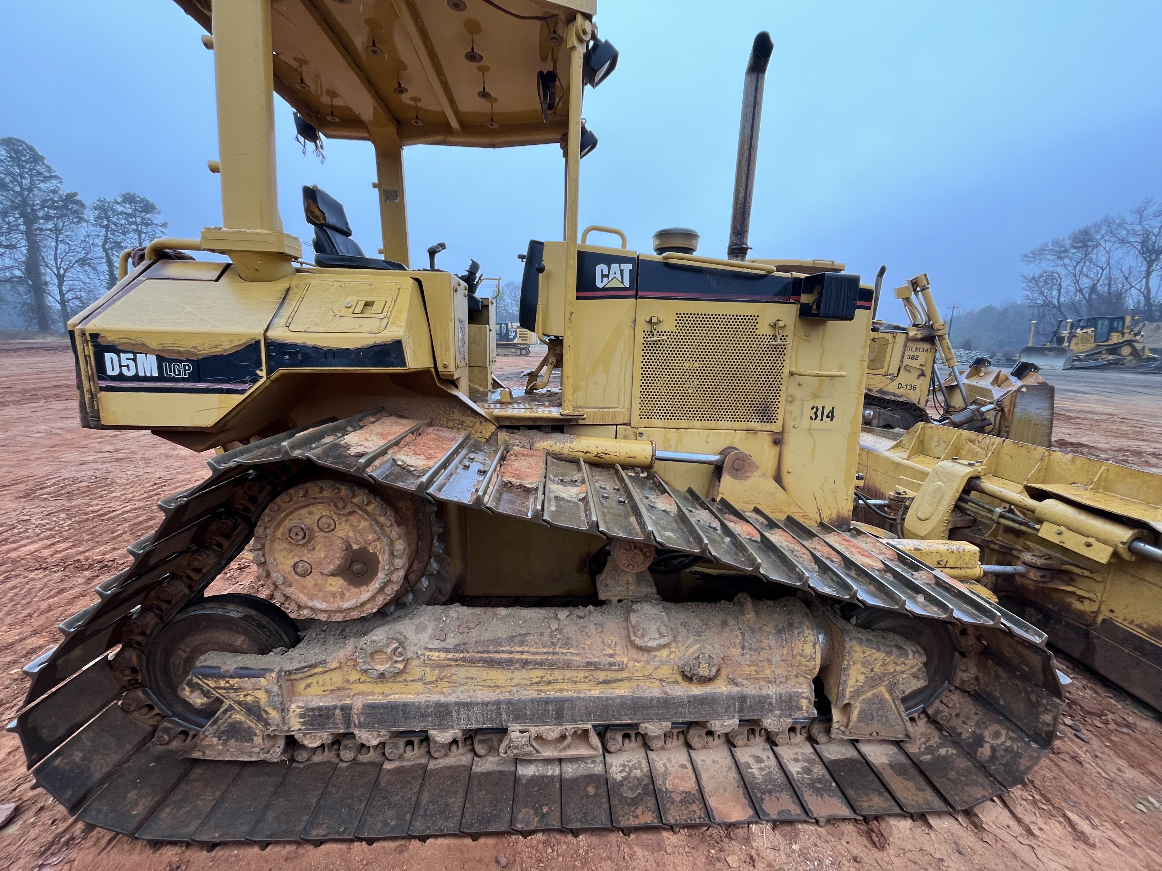 2000 CATERPILLAR D5M LGP - view 4 of 36