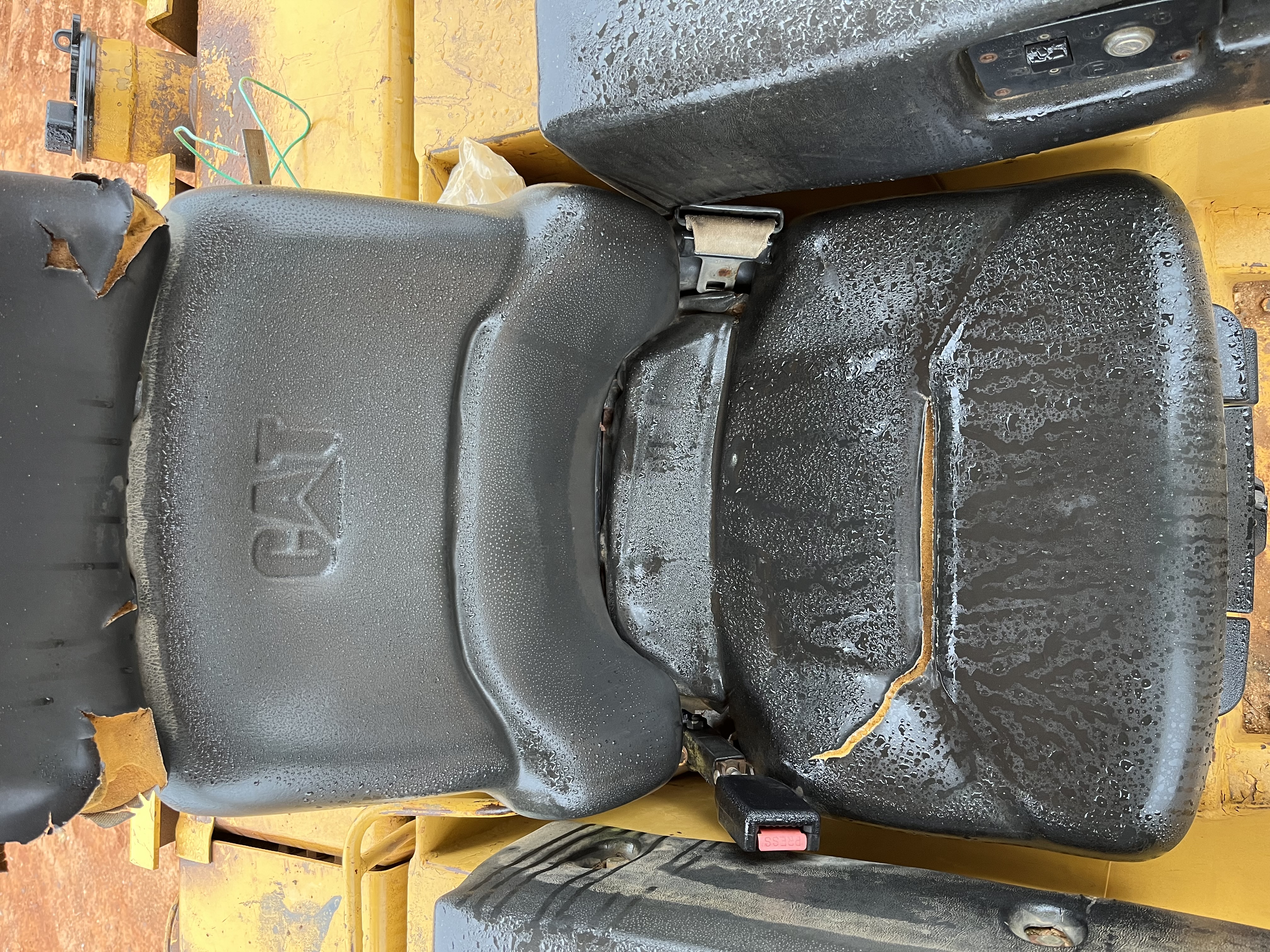 2000 CATERPILLAR D5M LGP - Image 30