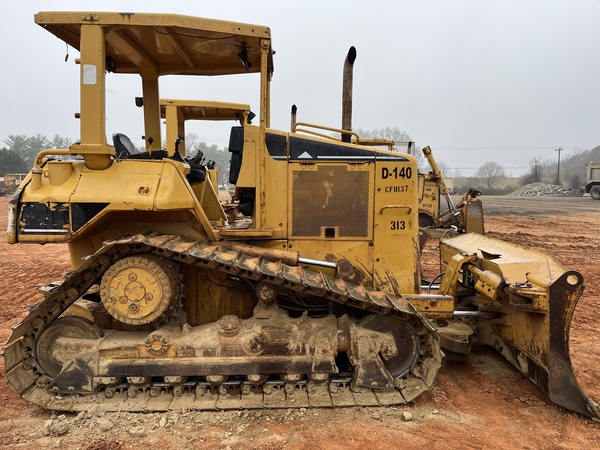 2004 CATERPILLAR D5N XL 
