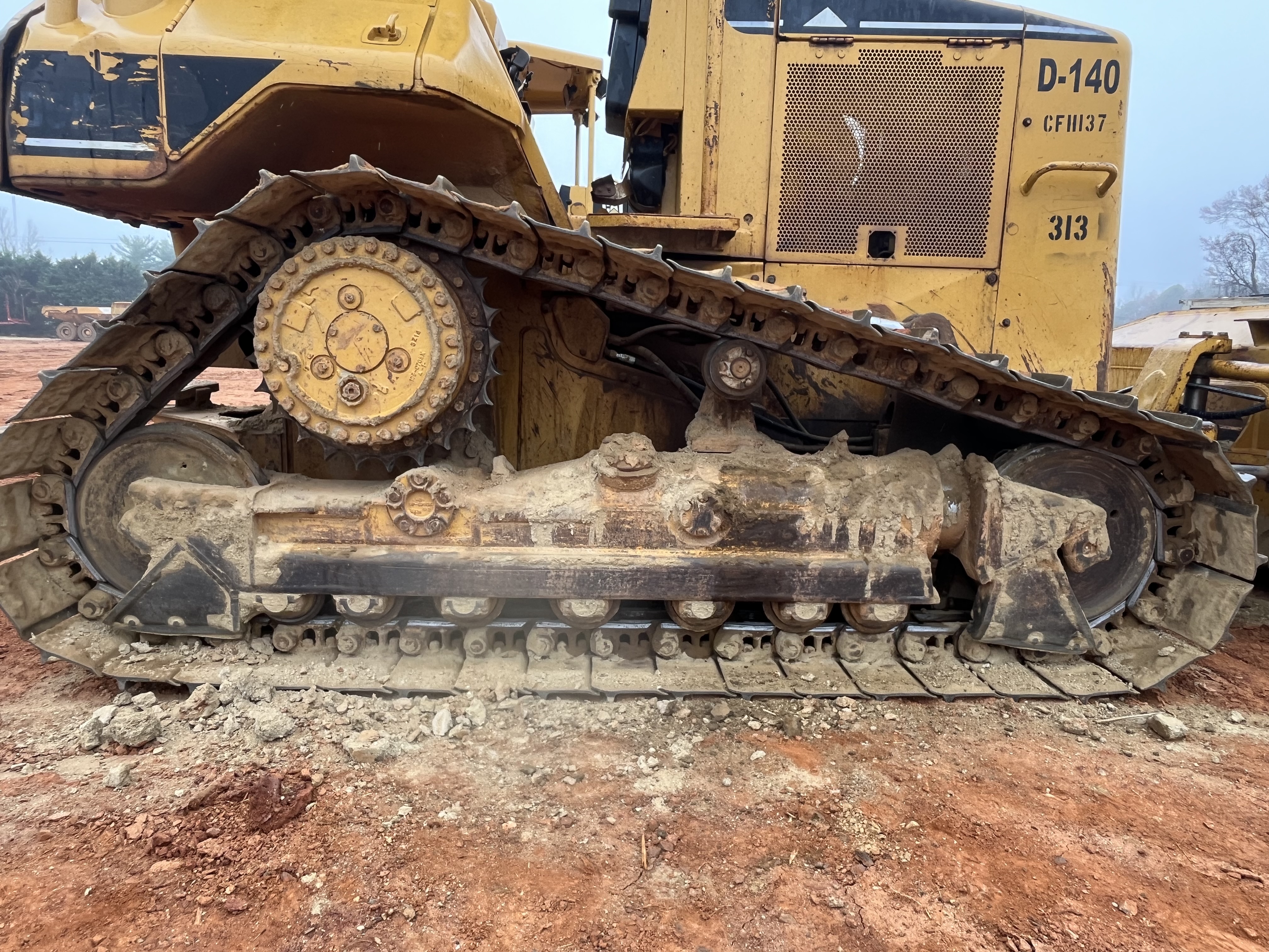 2004 CATERPILLAR D5N XL - view 9 of 34