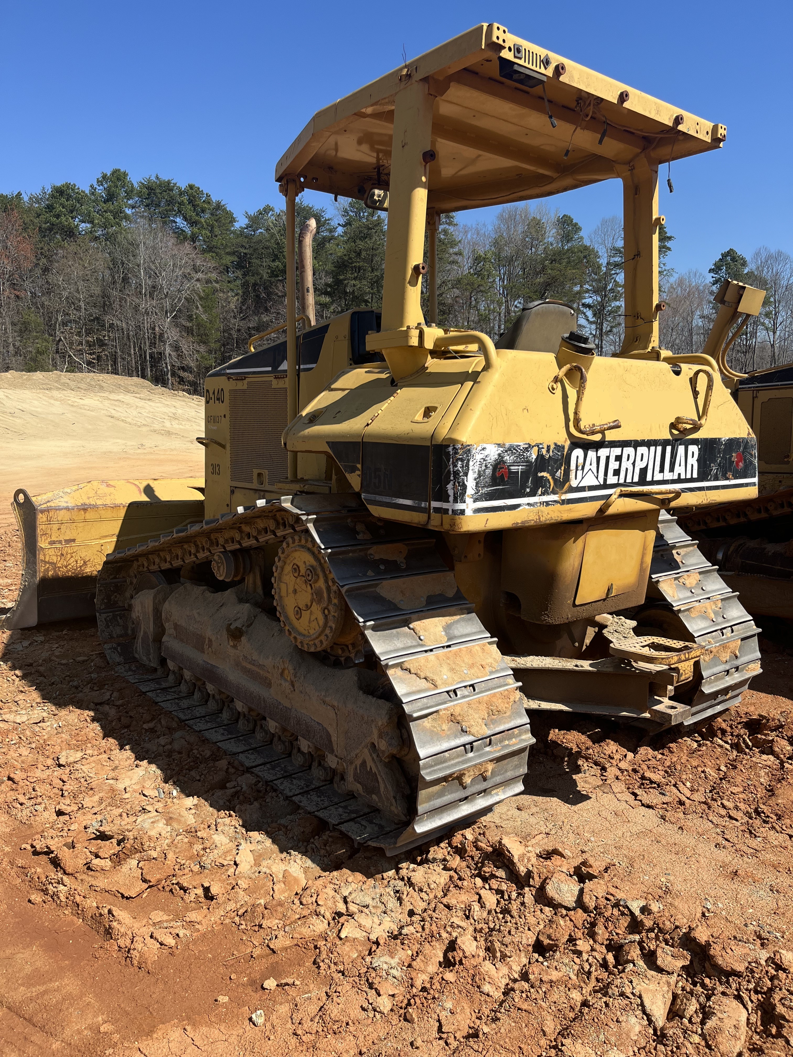 2004 CATERPILLAR D5N XL - view 6 of 34