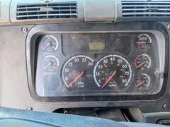 2014 FREIGHTLINER Cascadia 185 - Image 5